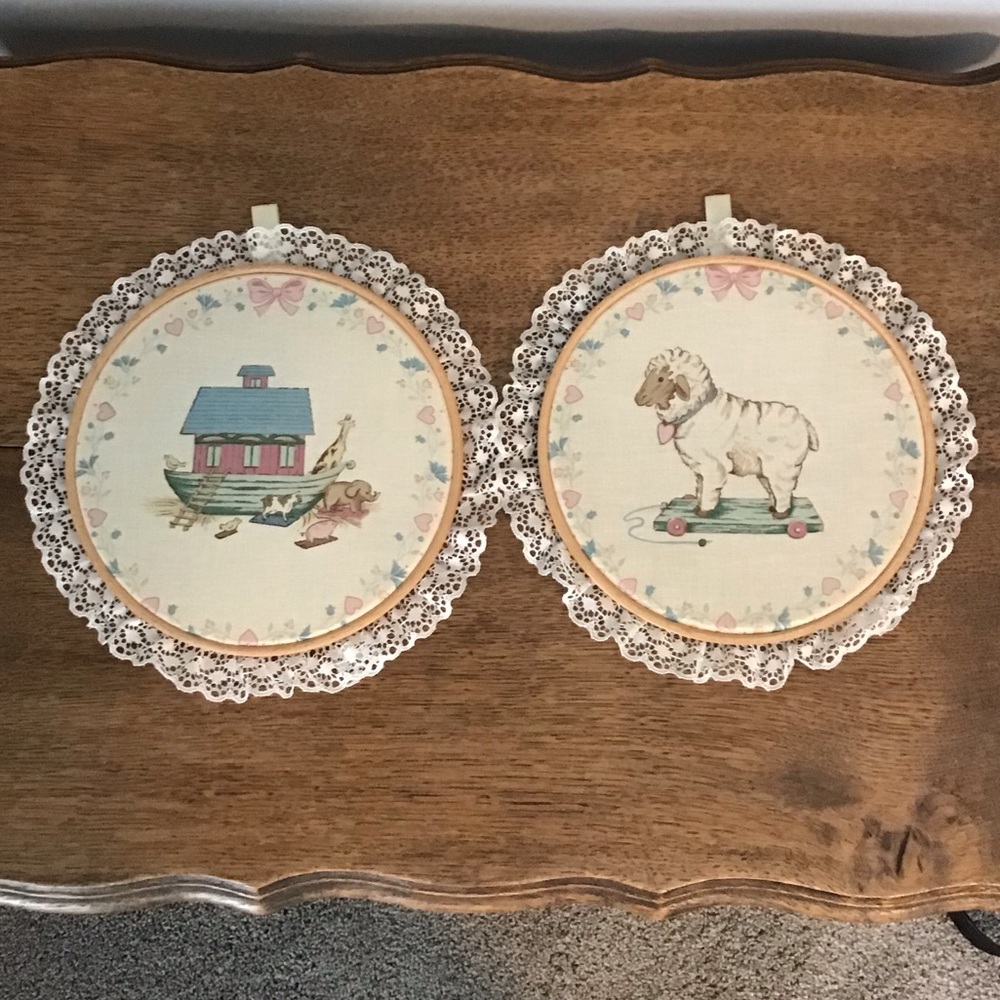 Vintage Farmhouse Noah’s Ark and Sheep Pull Toy Decor
